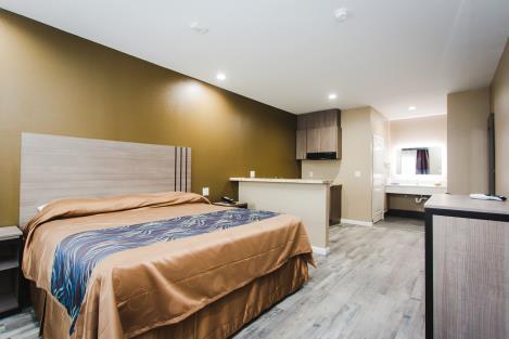 Budget Host Inn and Hotel